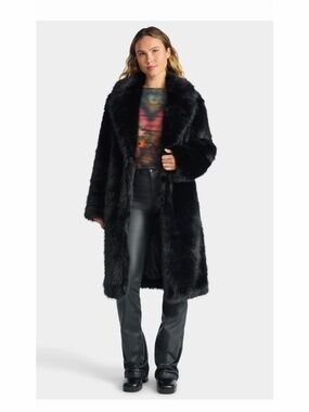 NWT MADDEN NYC Size S-M Luxurious Black Oversized Faux Fur Coat Black Beauty